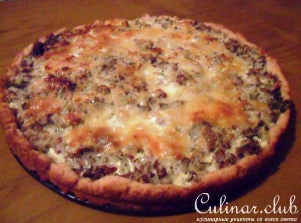 Открытый пирог с рисом и тунцом