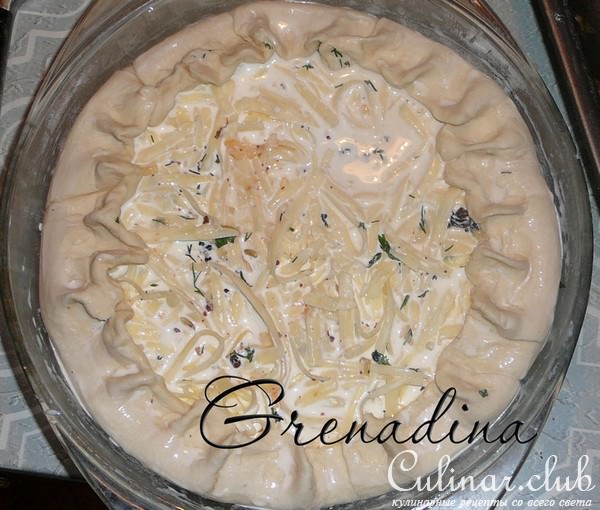 Киш с грудинкой и сыром