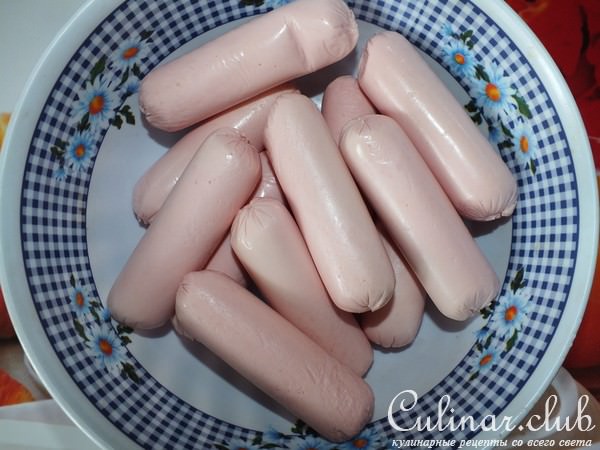 Булочки с сосисками