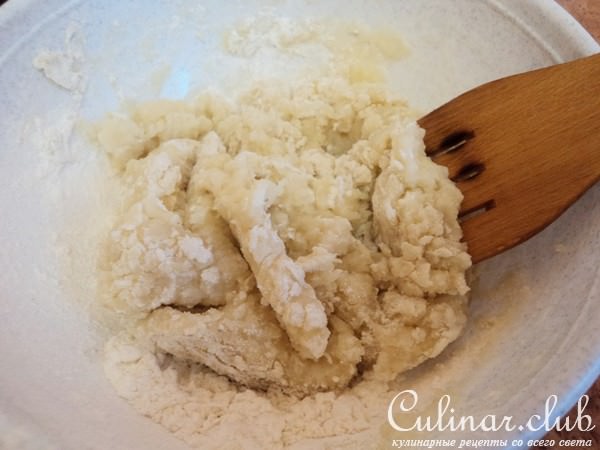 Мини-пирожки из заварного теста с мясом