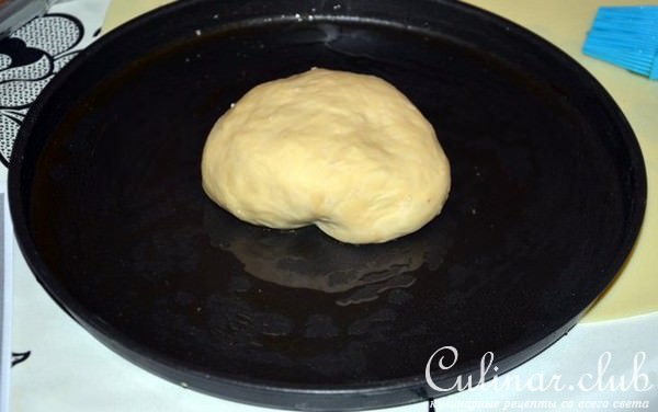Пицца с грушей и сыром бри