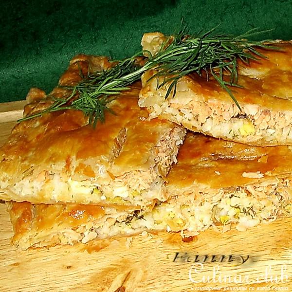 Пирог с лососем горячего копчения