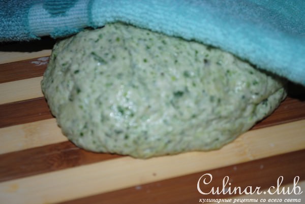Постный пирог "Кузнечик-огуречик"