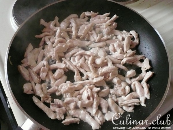 Пирог с курицей и брокколи