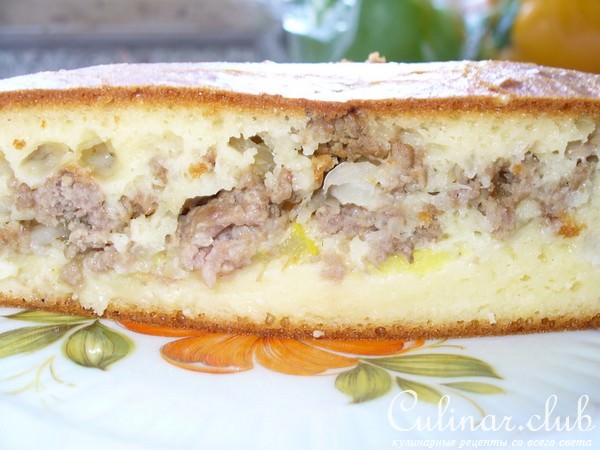 Очень нежный мясной пирог с кабачком (быстрого приготовления)