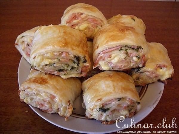 Рулетики с колбасой