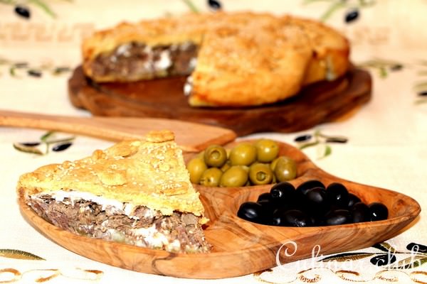 Креатотурта ( ), или Критский мясной пирог