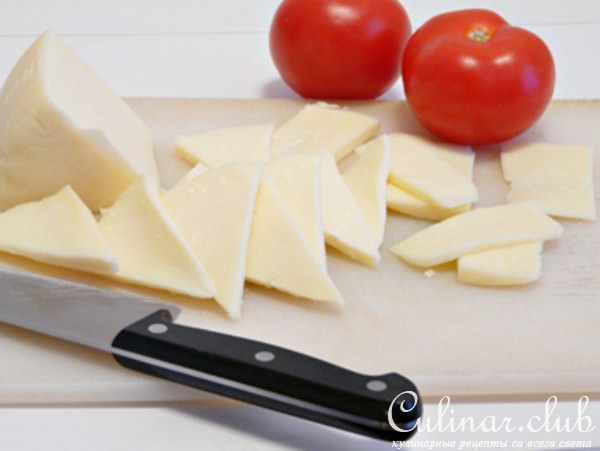 Слоеный пирог с моцареллой и помидорами (очень просто, и очень вкусно!!!)