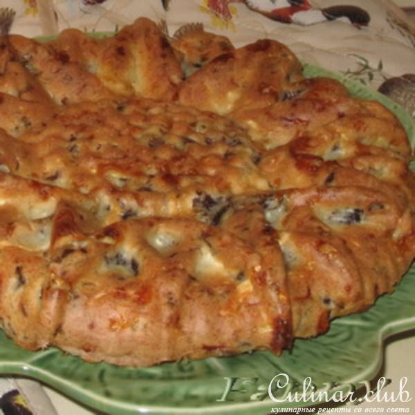 Сырный кекс с грибами и кабачком