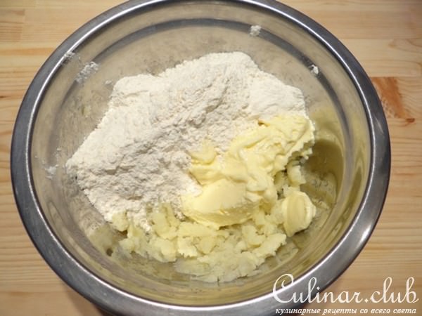 Пирог из сладкого перца и фарша