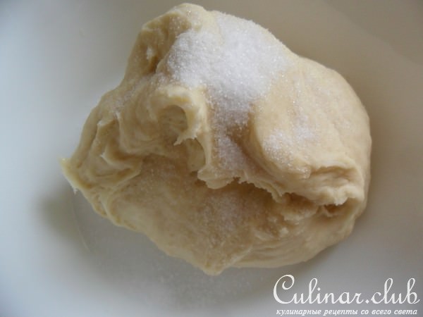 Факачча с чесночным маслом