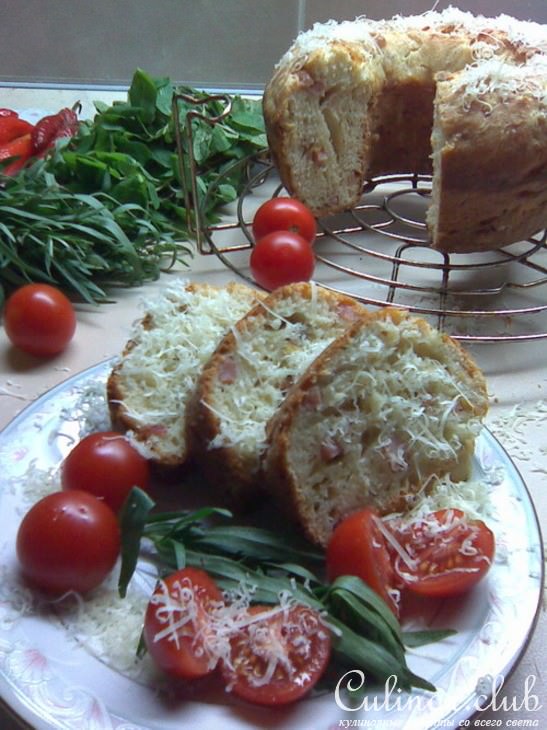 КЕКС ЗАКУСОЧНЫЙ на закваске С ЭСТРАГОНОМ, ФИСТАШКАМИ, ВЕТЧИНОЙ И СЫРОМ