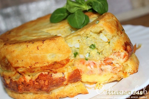 Авторский "Двухэтажный пирог" с рисом и семгой.