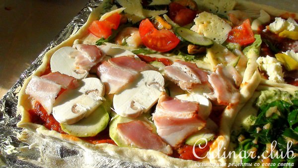 Пицца «Четыре вкуса» Pizza Quattro Gusti.
