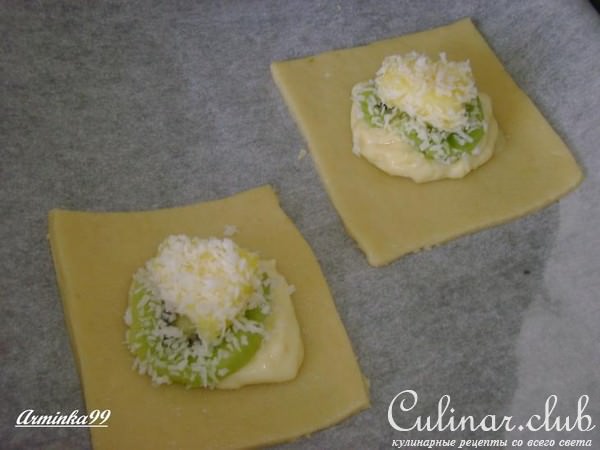 Творожное пирожное (печенье) с маскарпоне и фруктами