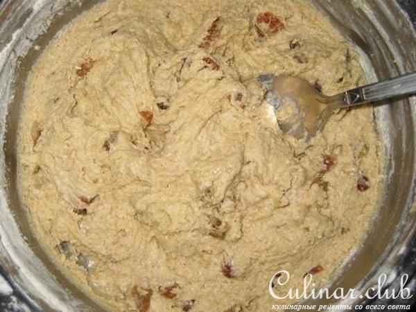 Овсяно-медовое печенье с изюмом