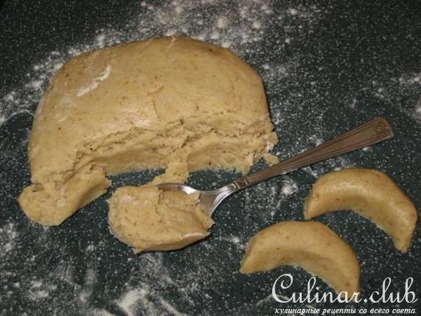 печенье "полумесяцы" с грецкими орехами