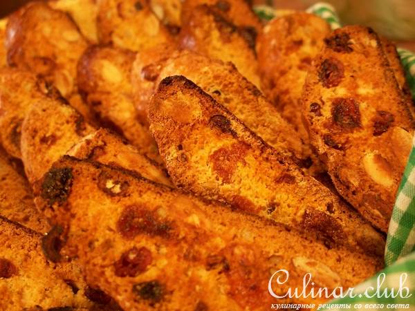 Лимонные бискотти с орехами, семечками и сухофруктами