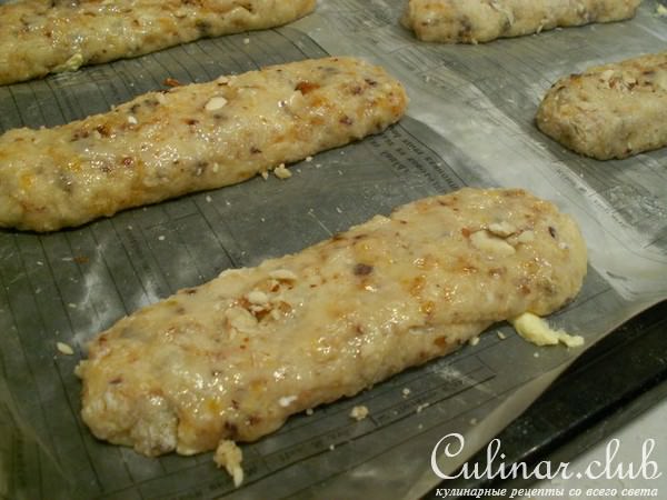 Бискотти с курагой и орехами
