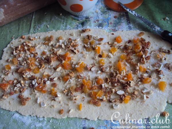 Творожное печенье "Готто" с курагой и орехами