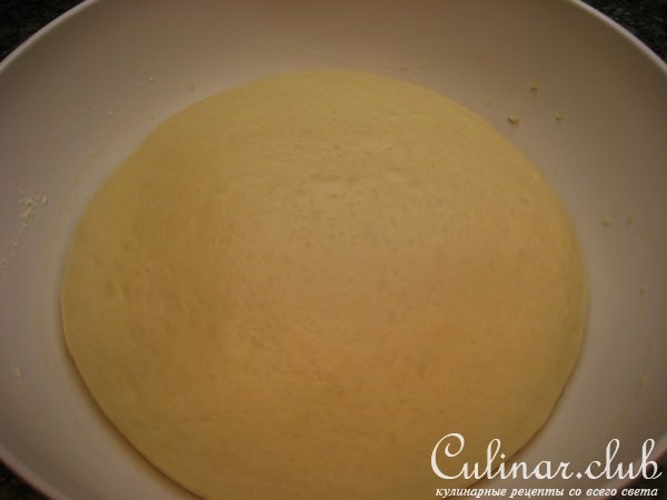 Слоеные булочки с сыром