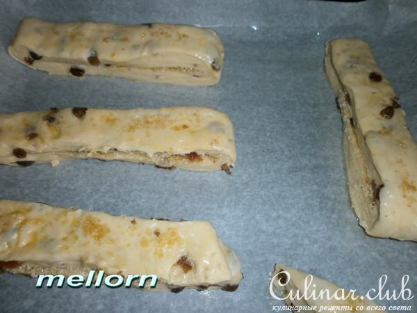 Карамельные полоски с изюмом
