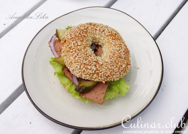 Бейглы с кунжутом и семечками 