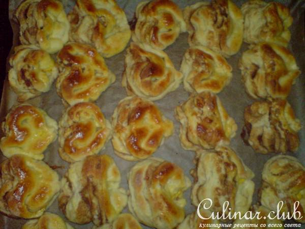 Булочки"Сердечки" из творожно-дрожжевого теста