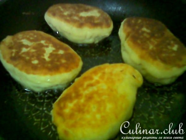 Картофельные зразы с кислой капустой