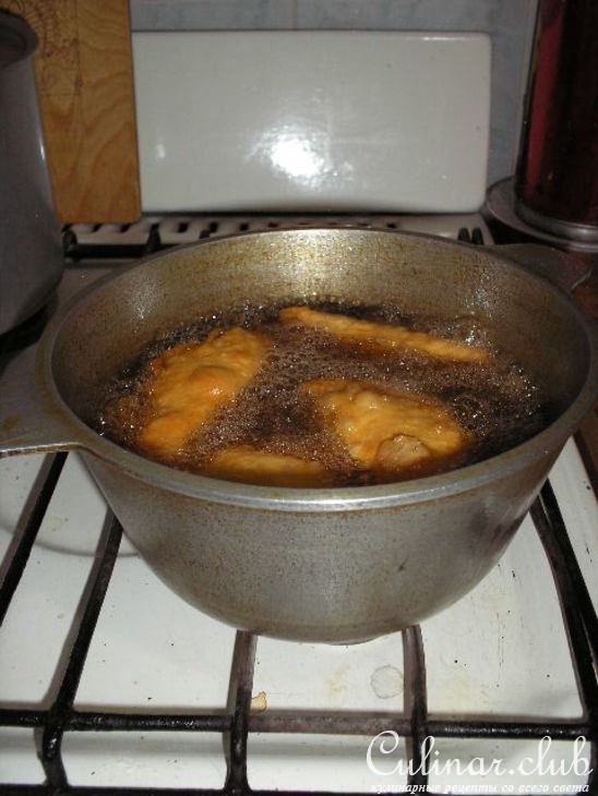Чебурки с печенью