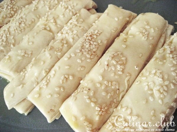Булочки с кунжутом и/ или маком