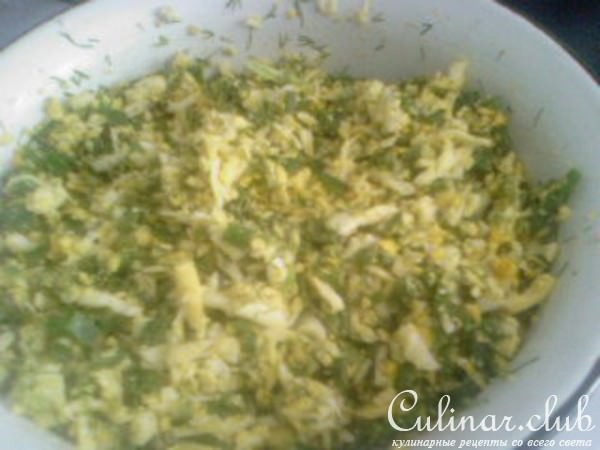 Жареные пирожки с зелёным луком и яйцом