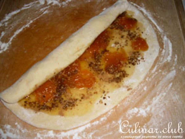 Булочки с вареньем и орехами (вариант)