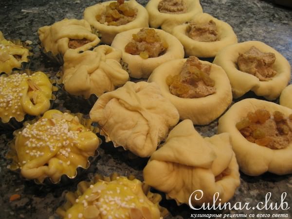 Булочки с медово-миндальным кремом