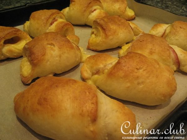 Рогалики с ветчиной и сыром