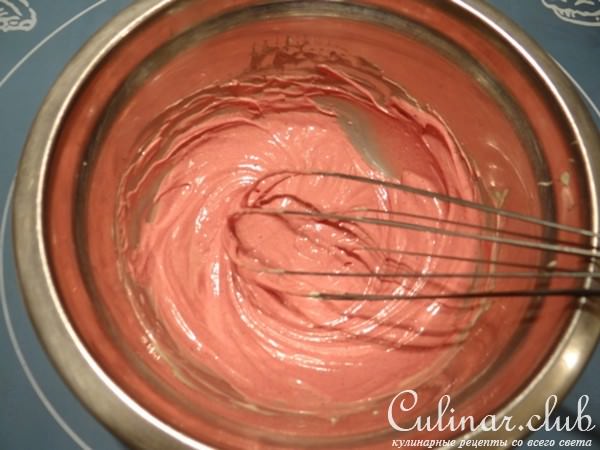 Булочки со штрейзелем и черничным кремом