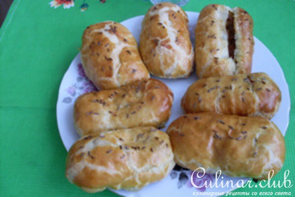 Пирожки с крабовыми палочками