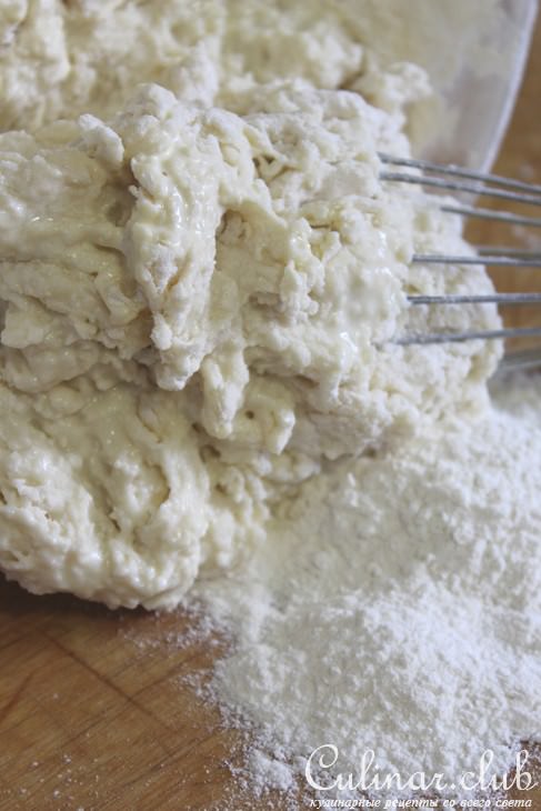 Булочки с бананом и шоколадной пастой