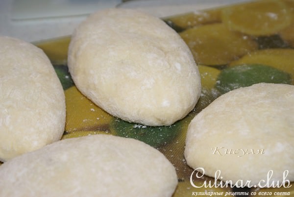Пирожки с мясной начинкой