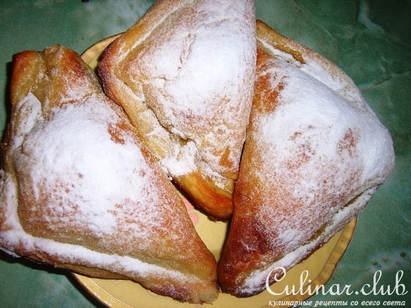 Домашнее слоеное тесто. Слойки с яблоками.