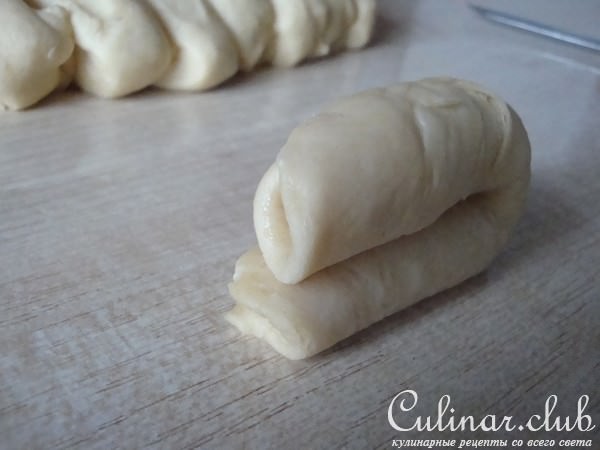 Сердечные булочки-плюшки с миндалем. Вкусно и красиво!