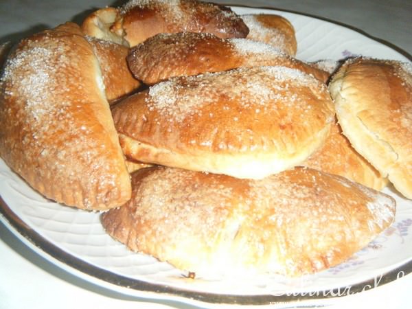 Сочни-пирожки с яблоками