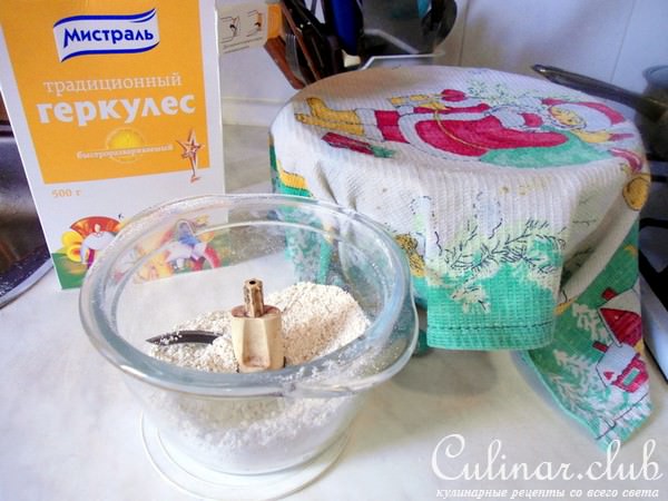 Бублики-булочки из быстрого теста с сахарной корочкой.