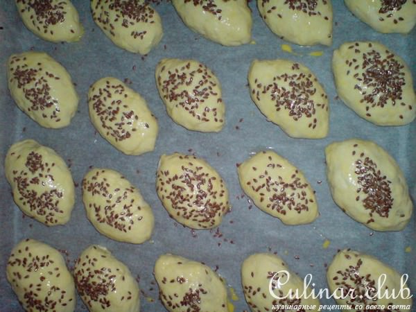 Пирожки с мясом и молодой капустой