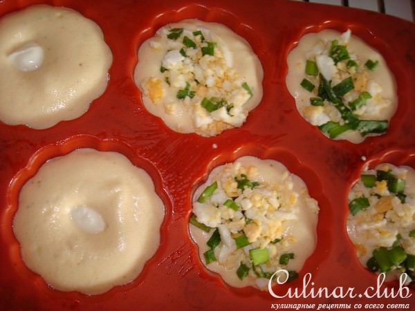 БУЛОЧКИ для стремящихся быть в форме, с яйцом и луком.