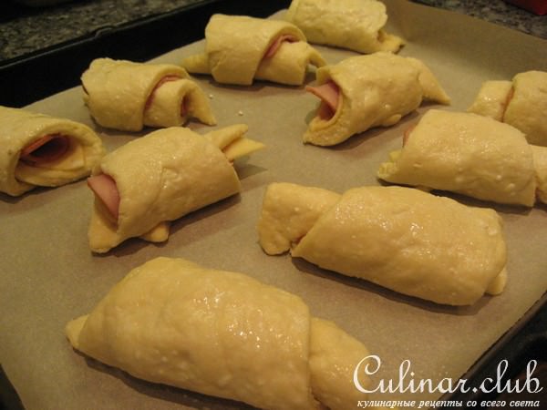 Рогалики с ветчиной и сыром