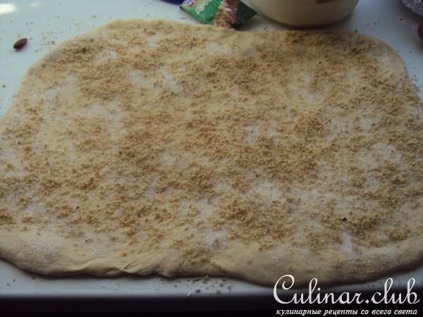 Плюшки с ореховой начинкой