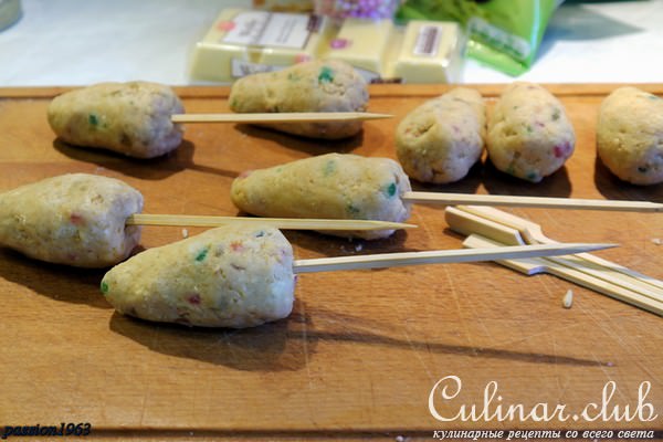 Cake-Pops или пирожные-крошки на ножке „Рождественская елочка“
