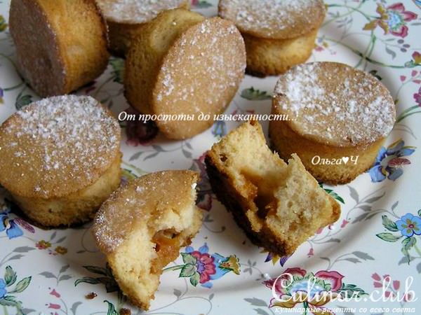 Миндальные птифуры с конфитюрами Darbo
