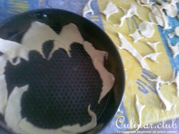 Пирожное с йогуртом, шоколадом и клубникой+бонус